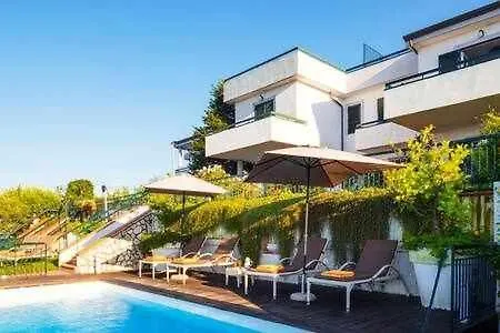 Βίλα Gocce - Nana Pool With Amazing Sea View *